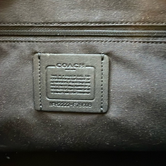 Coach 2pc set: NWOT Tote and NWT Necklace - Picture 5 of 7